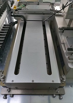 激光切割機(jī)使用直線電機(jī)的明顯優(yōu)勢