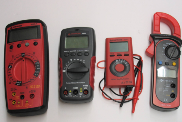 直流電壓和交流電壓通過(guò)萬(wàn)用表的測(cè)量手段