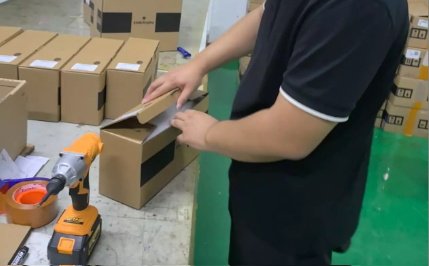 高效組裝組合閥并進(jìn)行檢測(cè)，確保組合閥的性能和可靠性(圖2)